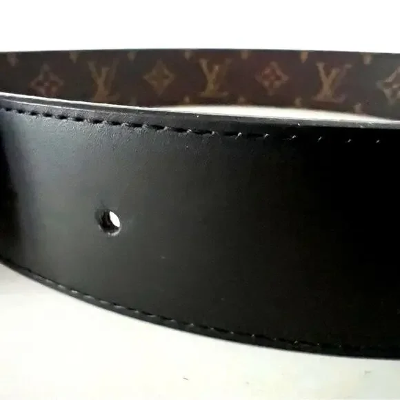 EUC Louis Vuitton 25mm reversible belt (black/brown logo)